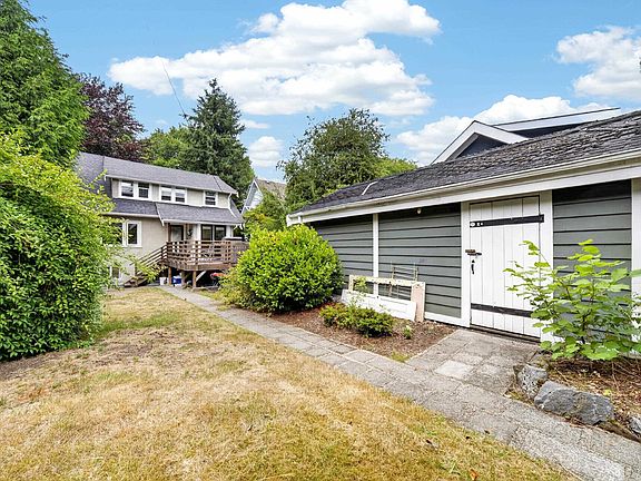 2nd image of 3884 W 20th Ave