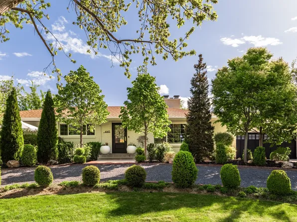 4411 S Wander Ln, Holladay, UT 84124