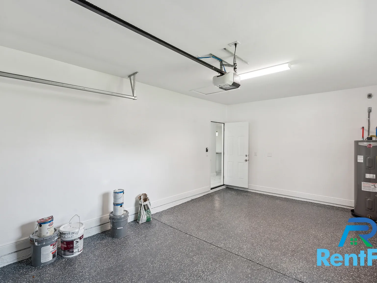 5038 Locke Lane - 1 — Photo 3