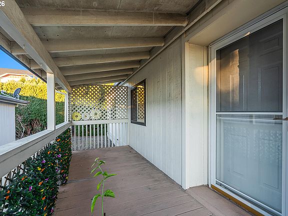 5th image of 507 NE 99th St Unit 15