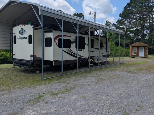 210 Edwin Smith Ln, Gainesboro, TN 38562