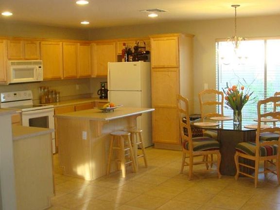 3rd image of 42329 W Bunker Dr