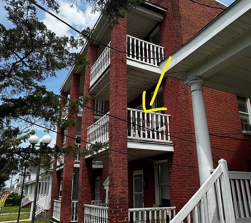 1st image of 306 W 35th St #3