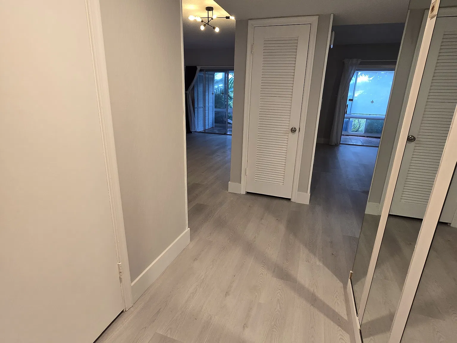 3 bed, 2.5 bath, 1590 sqft, $3,175 — Photo 3