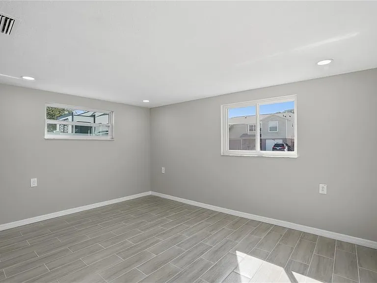 5543 Quist Dr — Photo 10