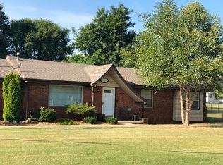 324 S Aqua Clear Dr, Mustang, OK 73064