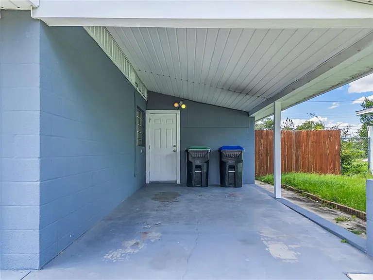 735 Alton Ave — Photo 6