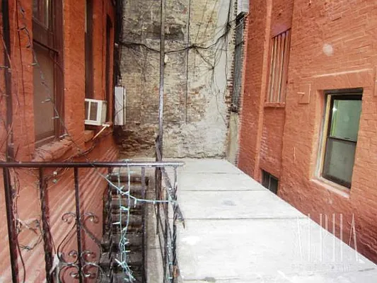 Rented by Alpha Properties NYC I LLC | media 52