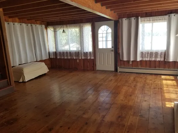73 Lowell Rd, Buxton, ME 04093