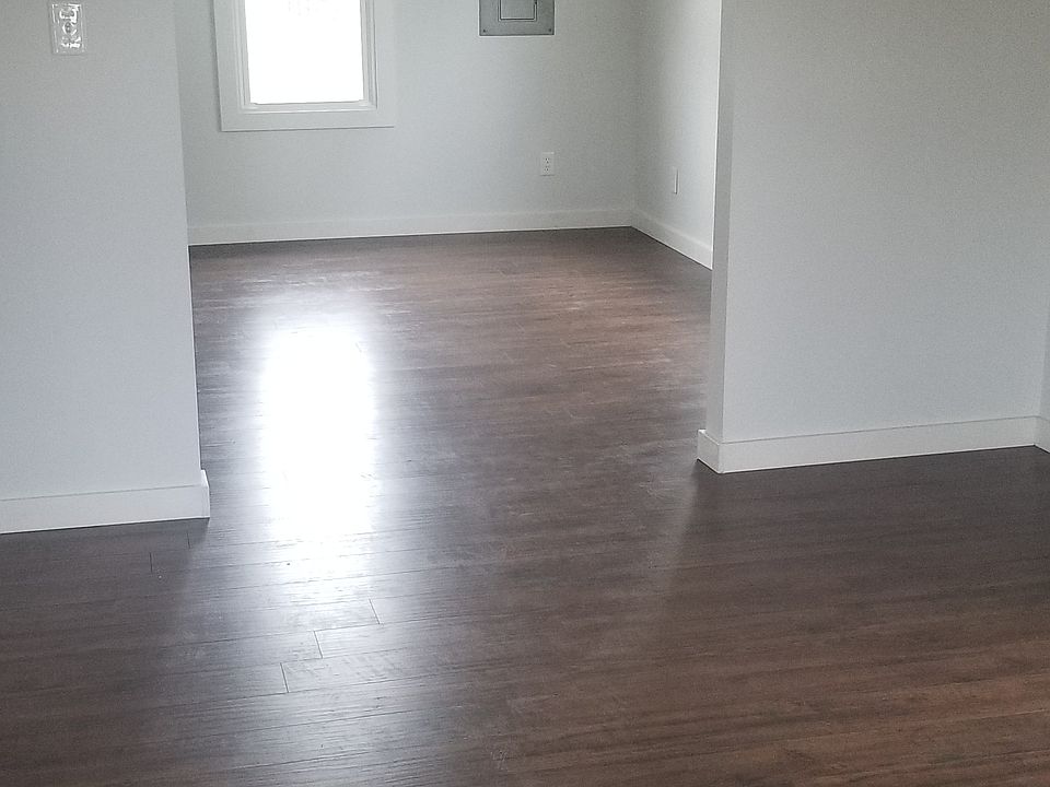 New laminate flooring.