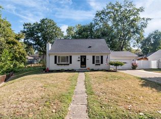 1319 N Walnut St, Dover, OH 44622