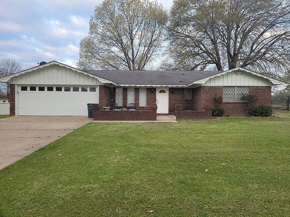 1st image of 7313 Chaparral St