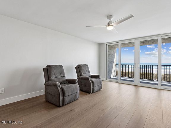 4th image of 275 1ST Street S #304