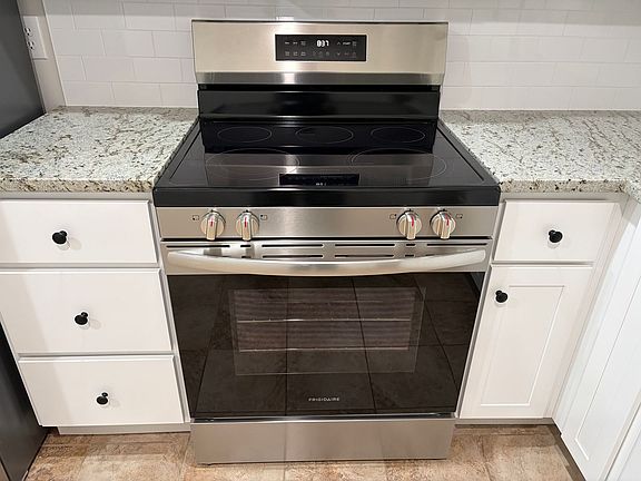 5th image of 522-540 Amelon Rd #526