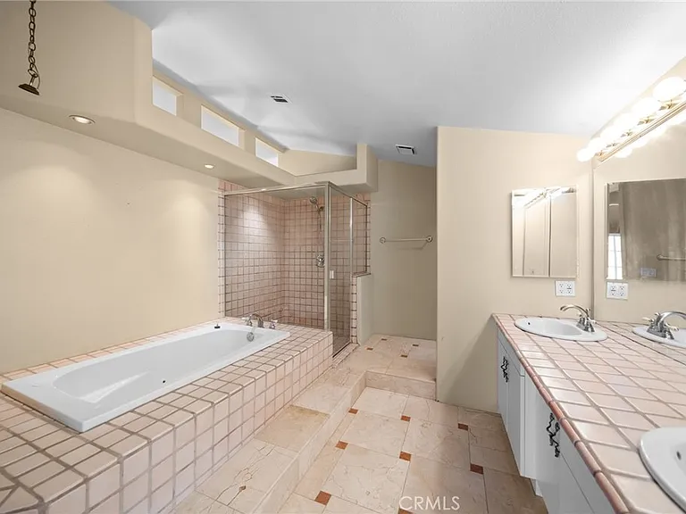 22320 Mission Cir #92 — Photo 33
