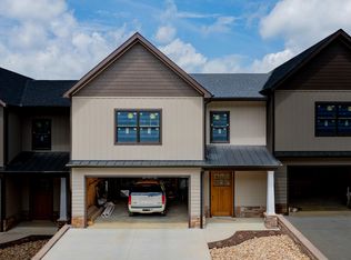 1036 Cummings St #4, Abingdon, VA 24211