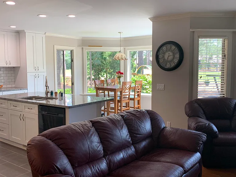 3 Montclair Ln — Photo 11