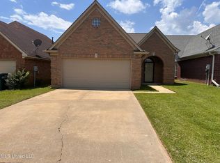 7807 Chesterfield Dr S, Southaven, MS 38671