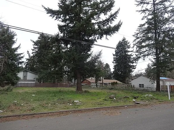 17441 SE Pine St, Portland, OR 97233