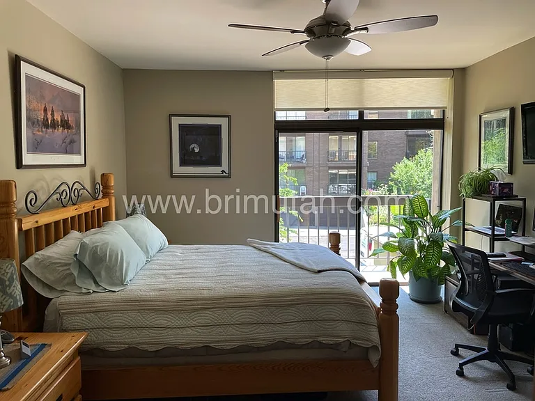 940 S Donner Way #290 — Photo 7