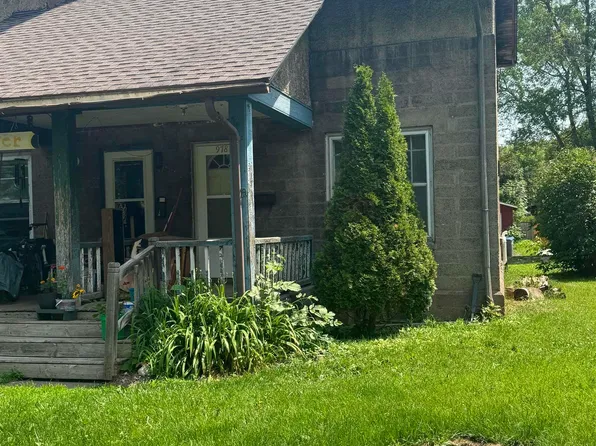 978 87th Ave W, Duluth, MN 55808