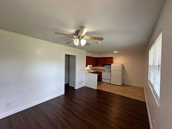 2nd image of 416 Central Ave APT 3