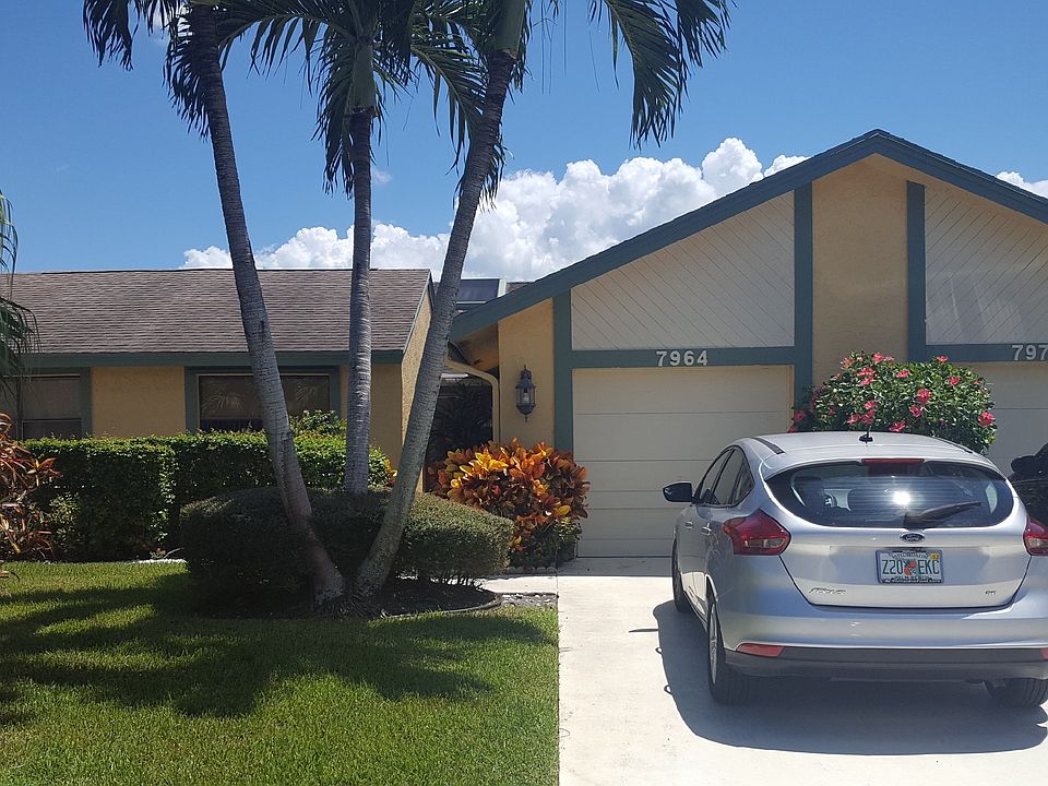 front of house and driveway