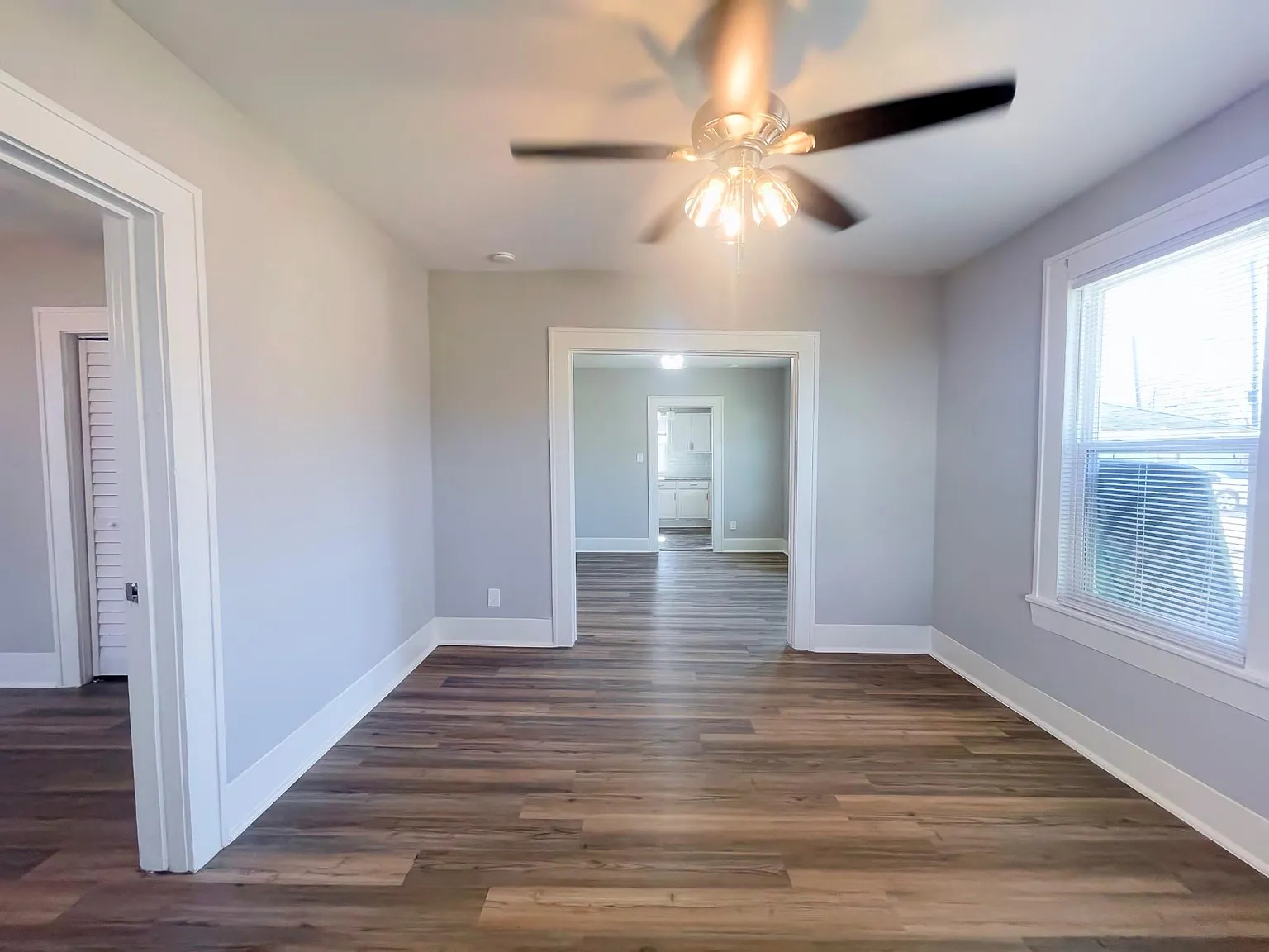 2 bed, 1.0 bath, 966 sqft, $1,400 — Photo 2