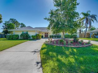 520 Latania Palm Dr, Indialantic, FL 32903