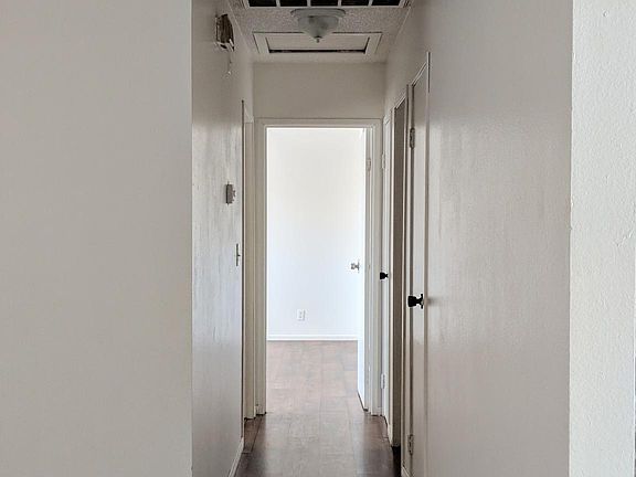 5th image of 221 Meyers Ave
