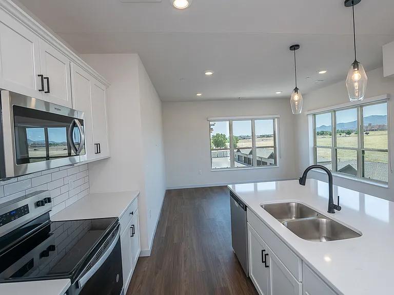 The Crossings at Windsong — Photo 120