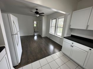 1914 Railroad Ave APT 2E, Maywood, IL 60153