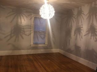 271 Broadway APT 6, Methuen, MA 01844