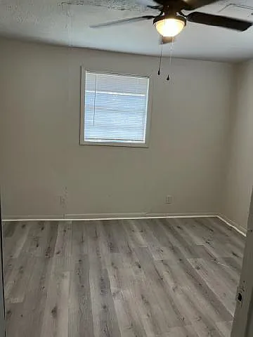 5022 Kingsbury St #B — Photo 10