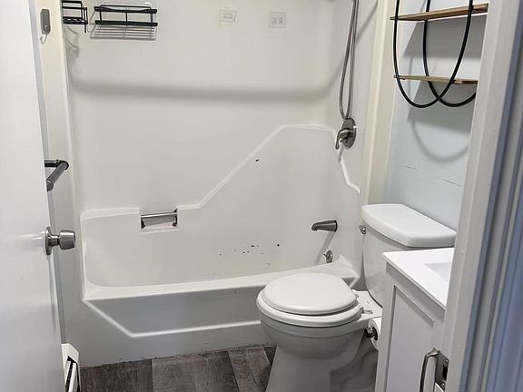 5th image of 210 Brook Village Rd APT 38