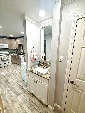 257 Cherokee St #2 — Photo 9