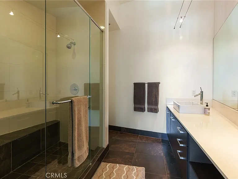 13320 Beach Ave #301 — Photo 20
