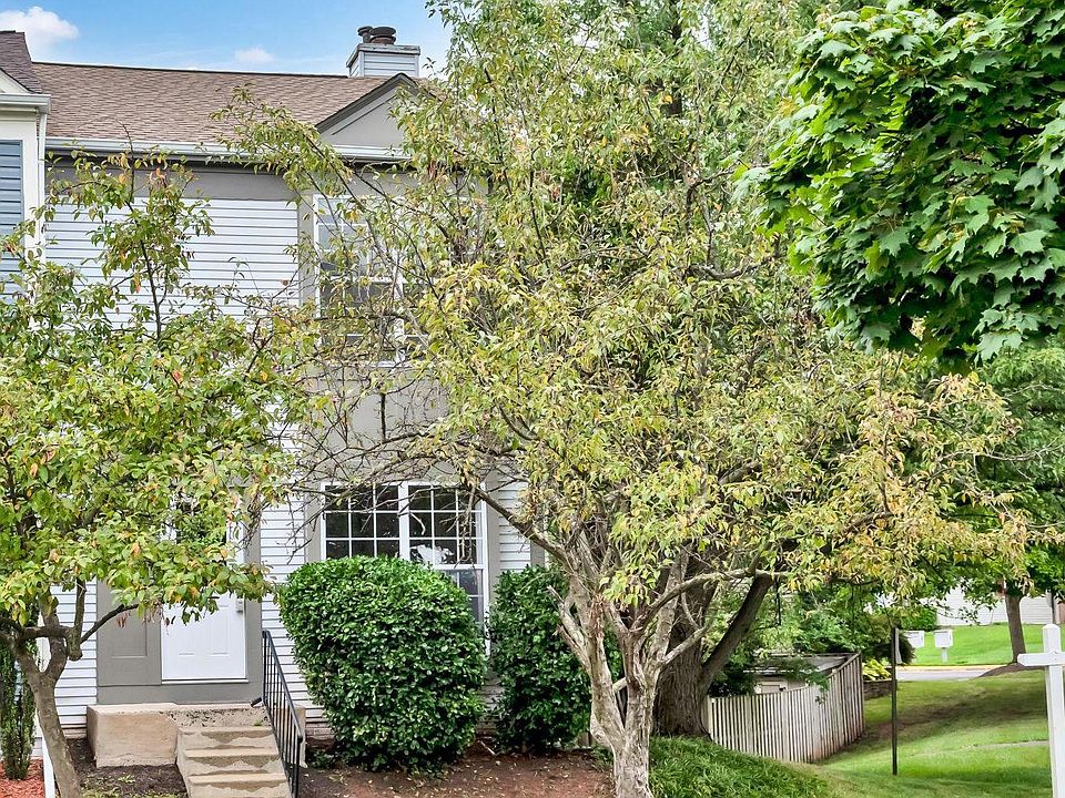 1st image of 13555 Highland Mews Pl