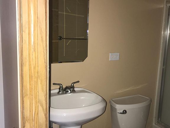 5th image of 6931 North Ave APT 5