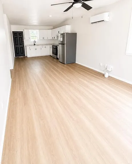 702 Washington St #6 — Photo 3