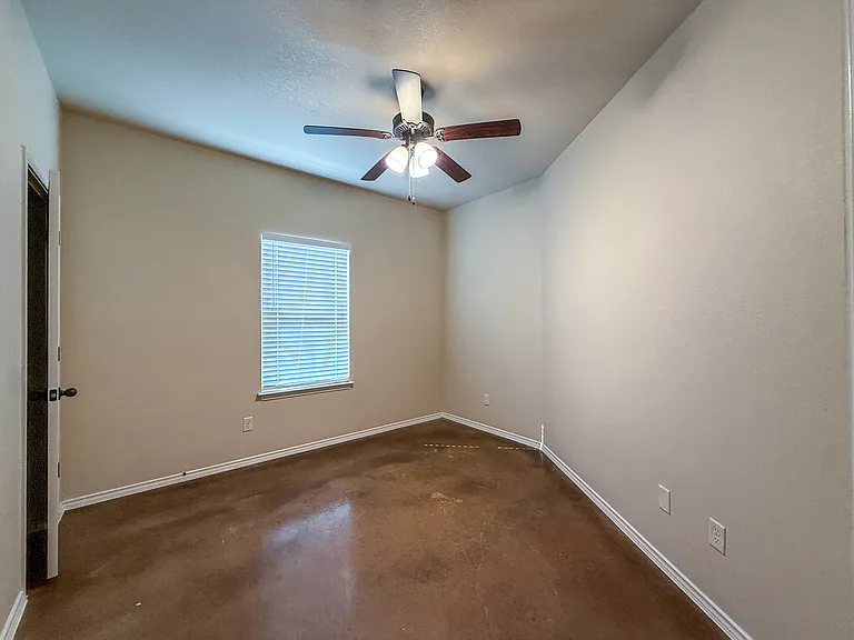 342 Emma Dr #2-1 — Photo 11