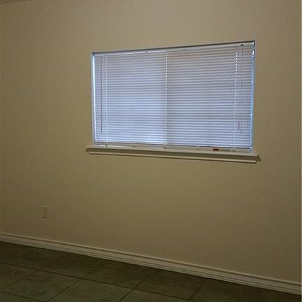 4th image of 3001 Lewis St APT A