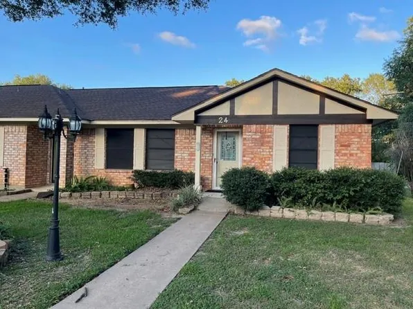 2100 Austin St APT 24, Bay City, TX 77414