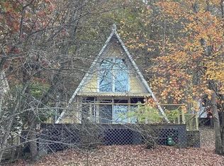 431 Valley Falls Rd, Fairmont, WV 26554