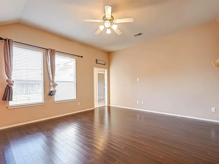 3403 Sparta Dr — Photo 17
