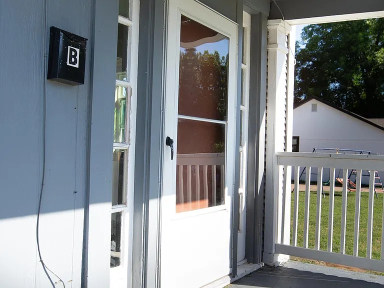 1407 1/2 Fillmore St — Photo 3