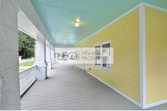 1035 Moreland Ave SE — Photo 10