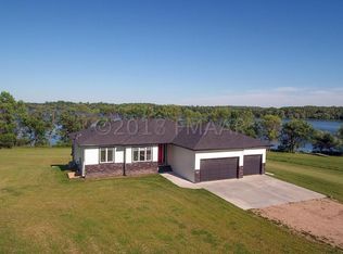 17075 Saylers Beach Rd, Lake Park, MN 56554