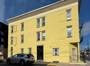 401 70th St APT 1-R, West New York, NJ 07093