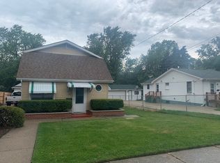 2538 Lucia Ave, Waukegan, IL 60085